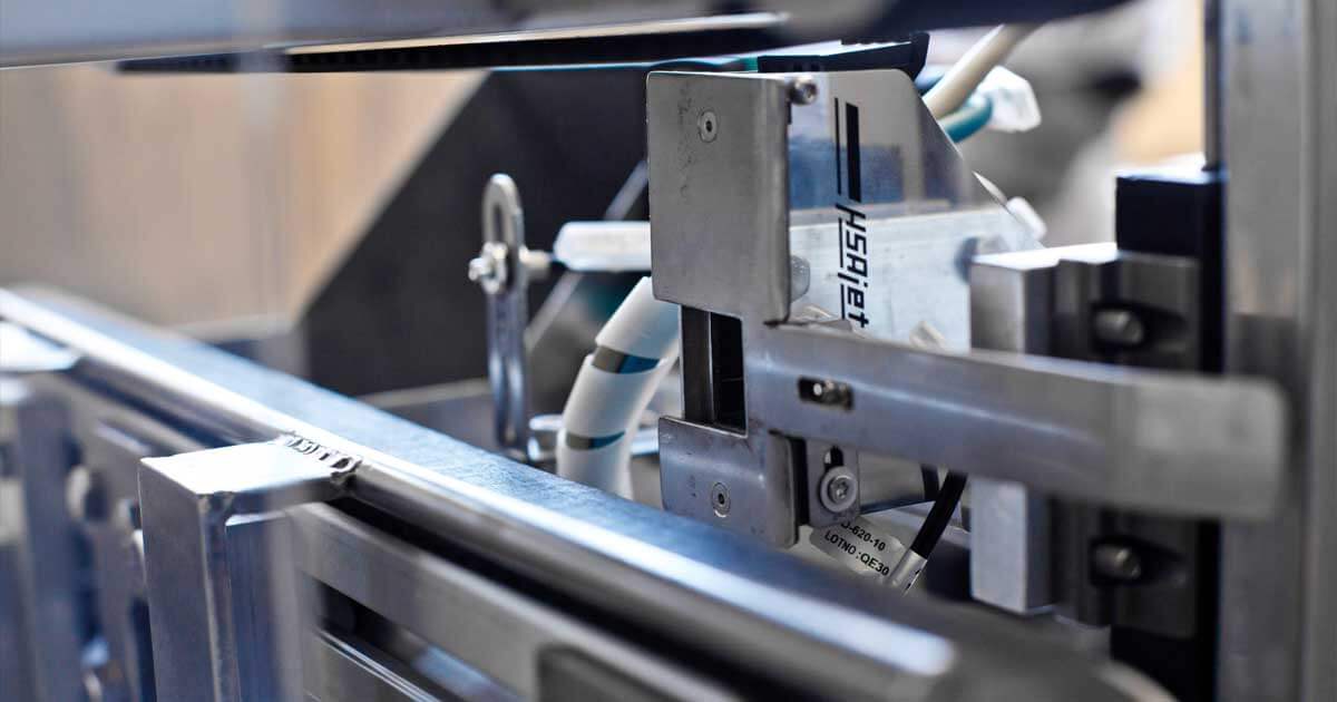 اعتبار سنجی برچسب محصولات دارویی به وسیله سیستم های مبتنی بر بینایی ماشین